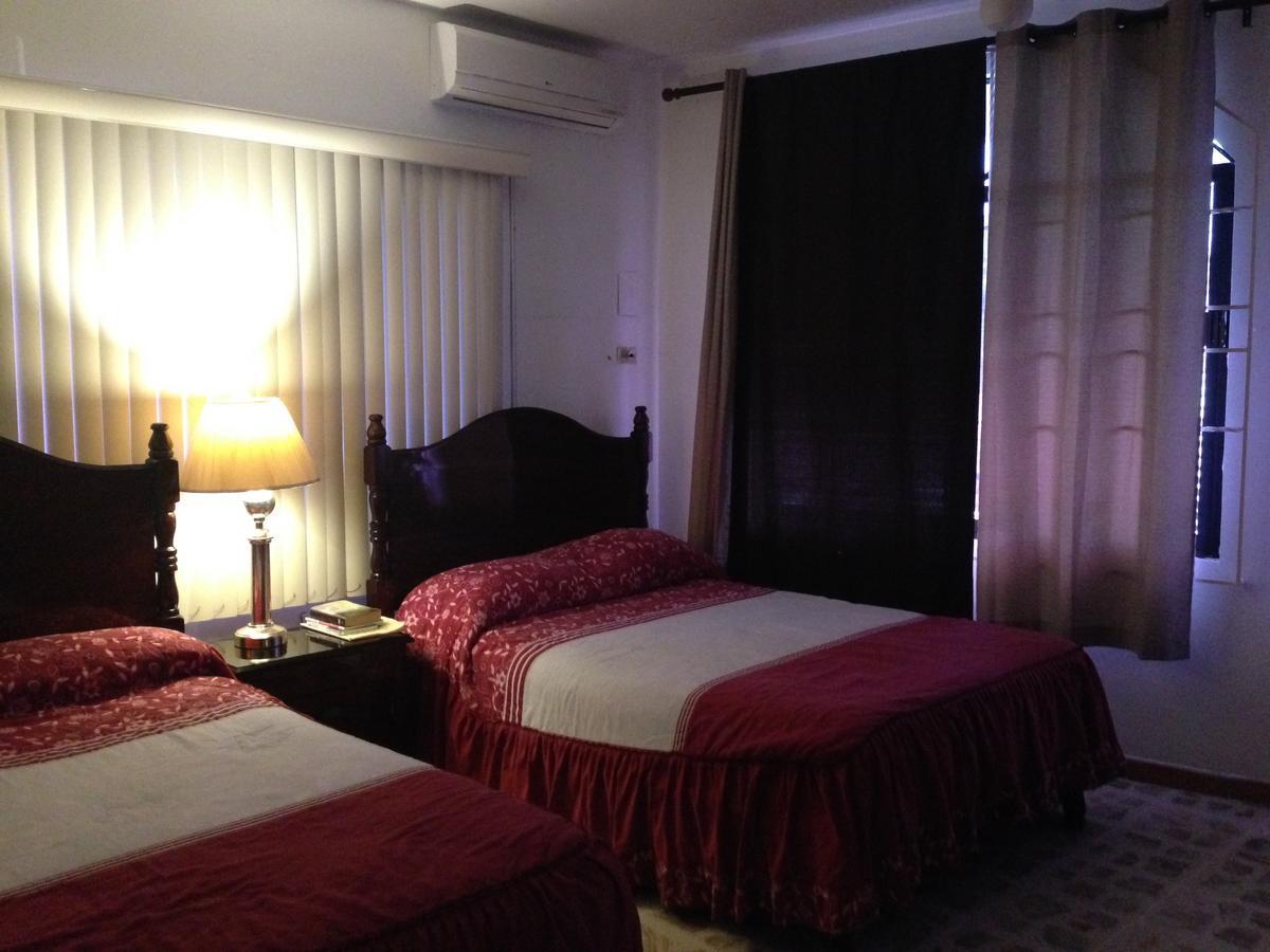 Hotel Claudia Macuspana エクステリア 写真